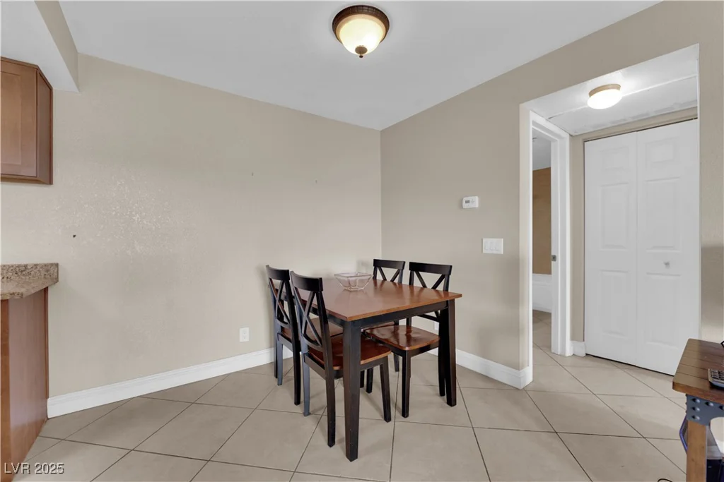 4200 Valley View, Las Vegas, NV 89103