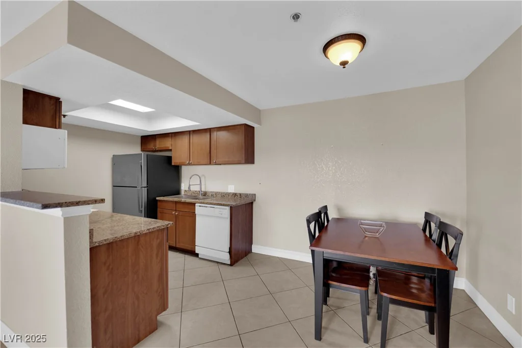4200 Valley View, Las Vegas, NV 89103
