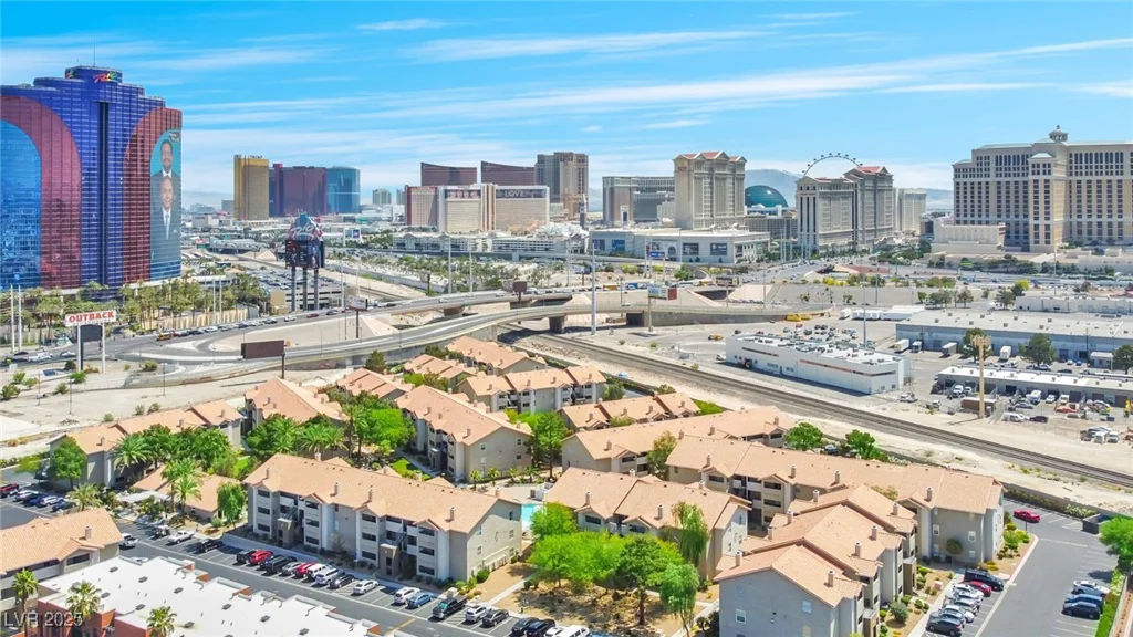 4200 Valley View, Las Vegas, NV 89103