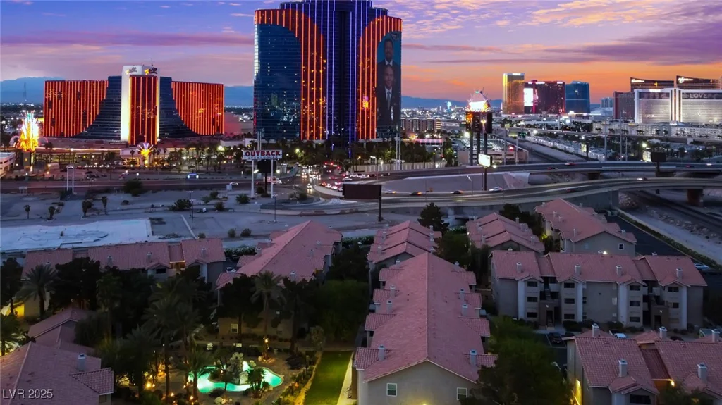 4200 Valley View, Las Vegas, NV 89103