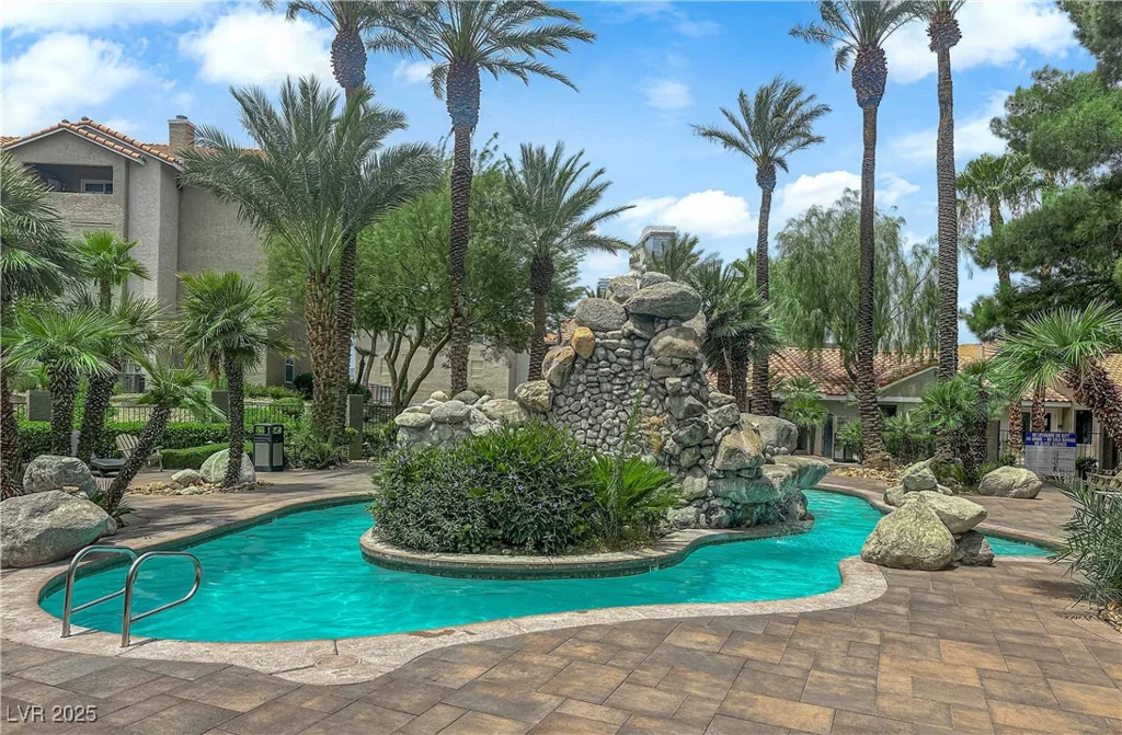 4200 Valley View, Las Vegas, NV 89103