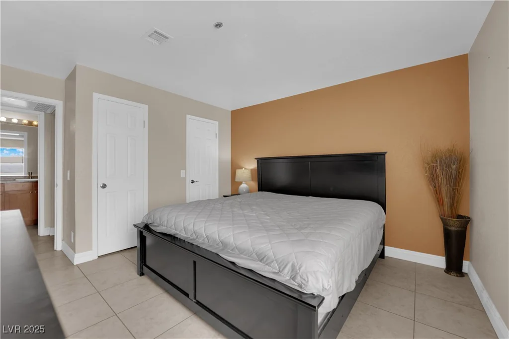 4200 Valley View, Las Vegas, NV 89103