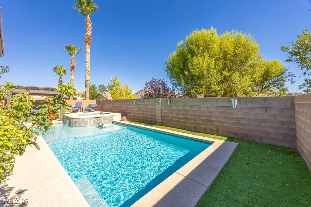 4829 River Splash, Las Vegas, NV 89131