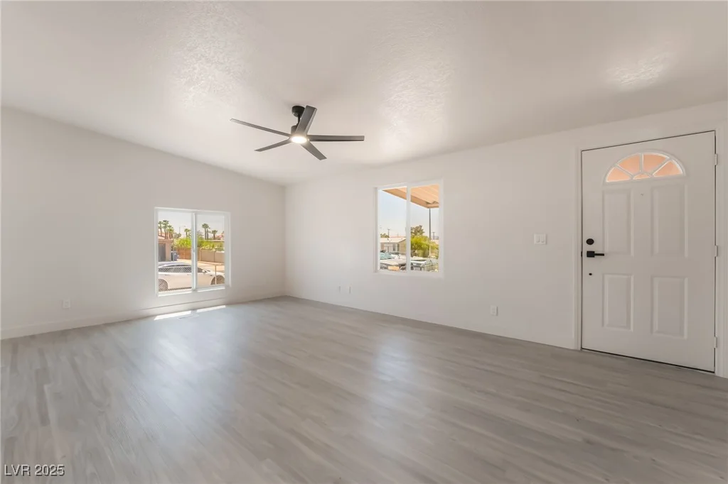 6214 Mount Rainier, Las Vegas, NV 89156