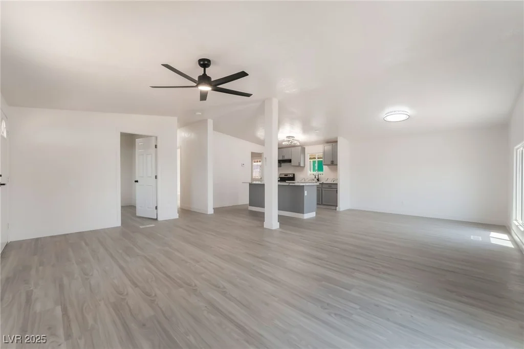 6214 Mount Rainier, Las Vegas, NV 89156