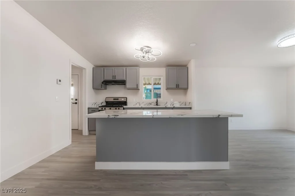 6214 Mount Rainier, Las Vegas, NV 89156