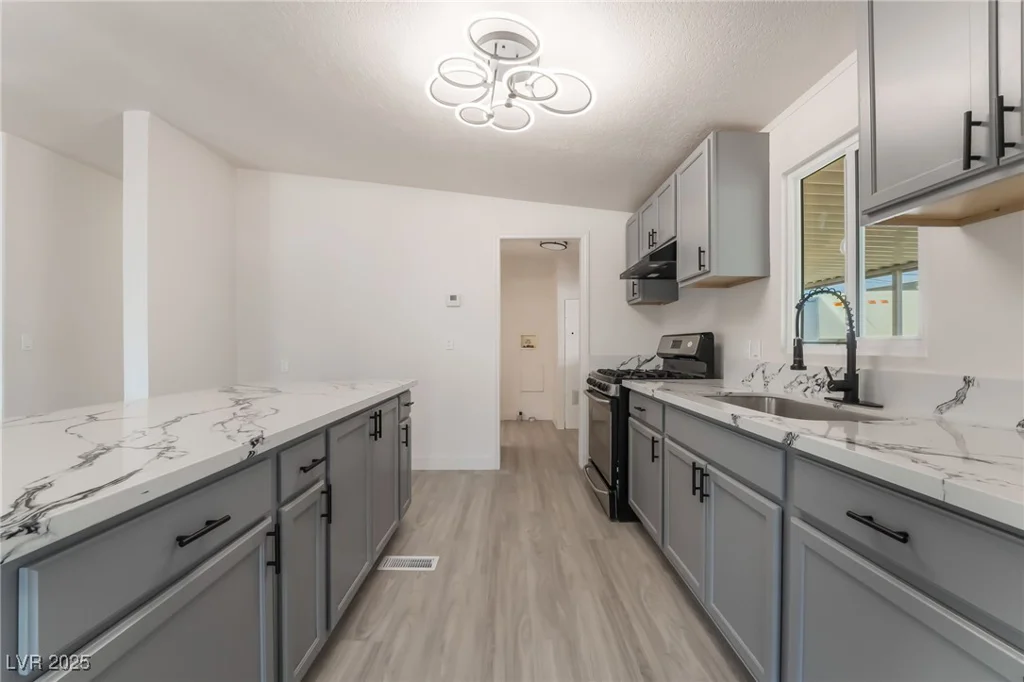 6214 Mount Rainier, Las Vegas, NV 89156