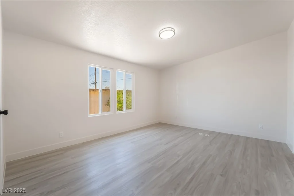 6214 Mount Rainier, Las Vegas, NV 89156