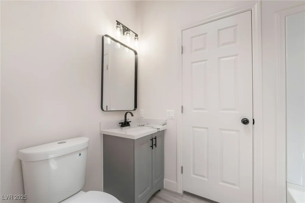 6214 Mount Rainier, Las Vegas, NV 89156