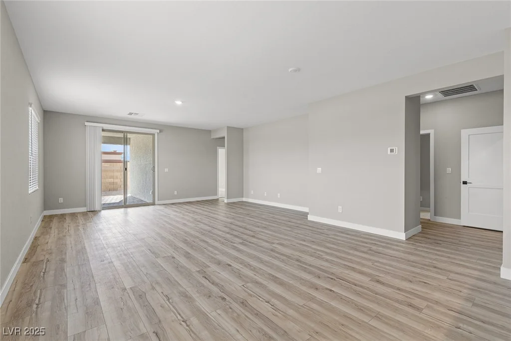 3229 Walker River, North Las Vegas, NV 89032