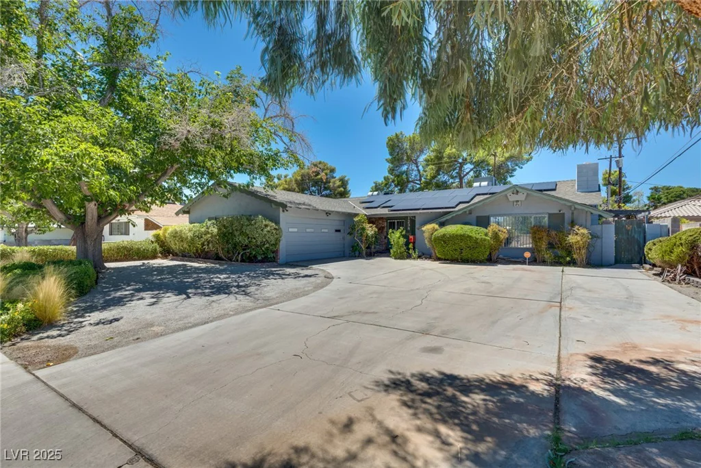 1238 Campbell, Las Vegas, NV 89102