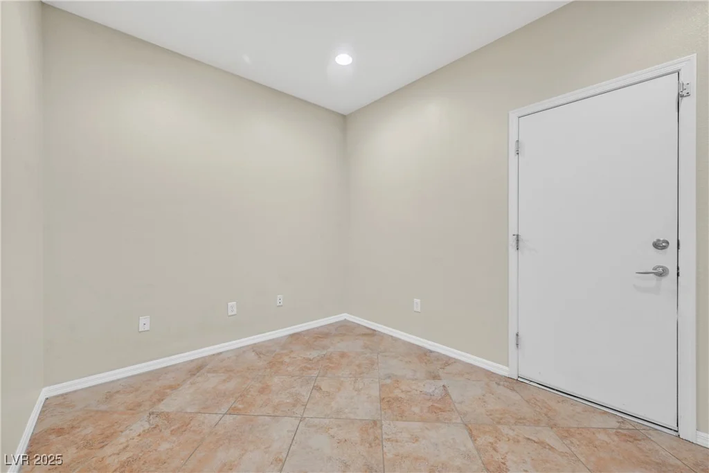 2258 Valley Falls, Henderson, NV 89052