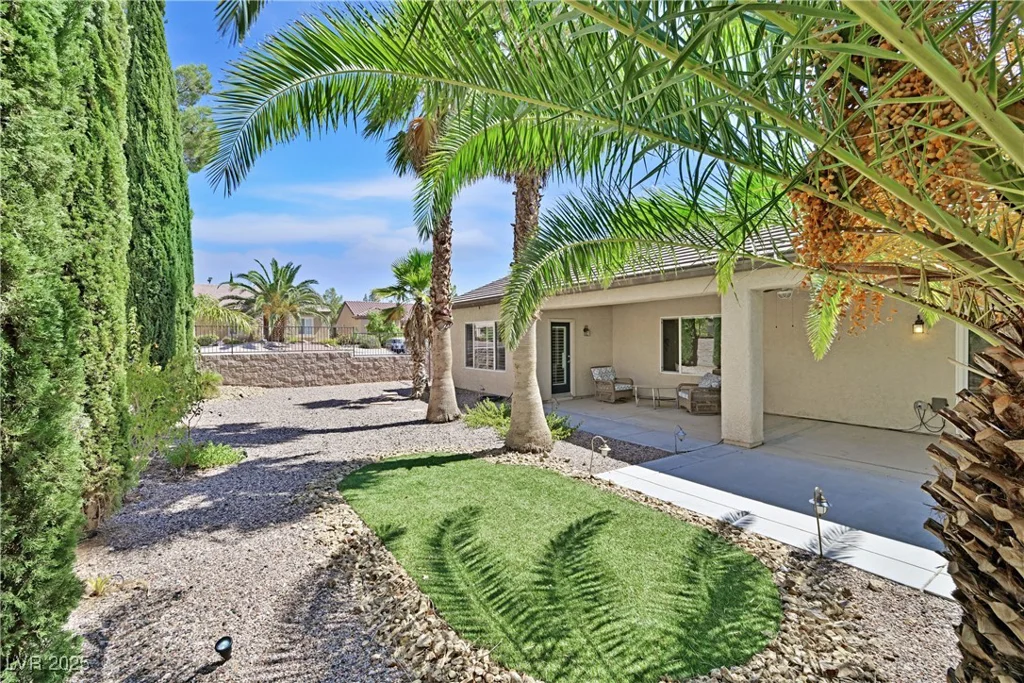 2258 Valley Falls, Henderson, NV 89052