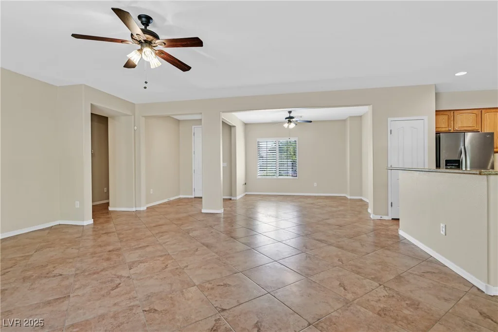 2258 Valley Falls, Henderson, NV 89052