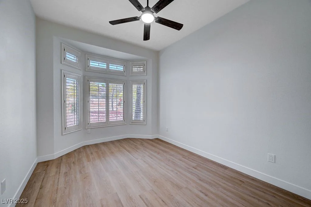 2605 High Range, Las Vegas, NV 89134