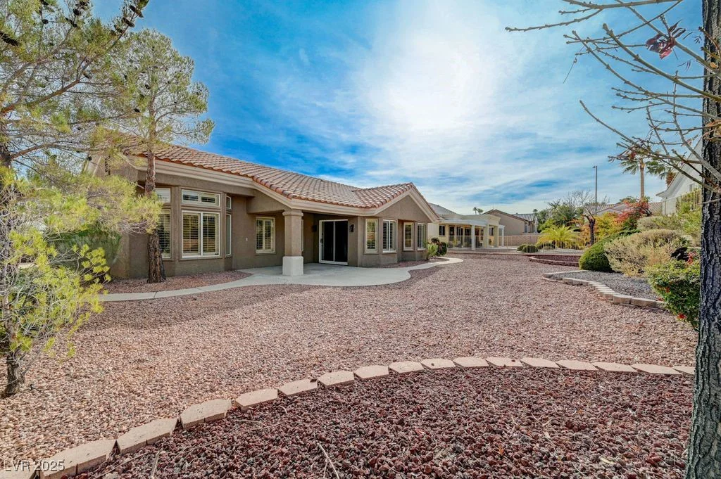 2605 High Range, Las Vegas, NV 89134