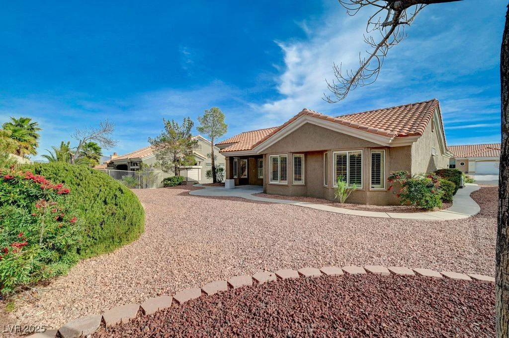 2605 High Range, Las Vegas, NV 89134
