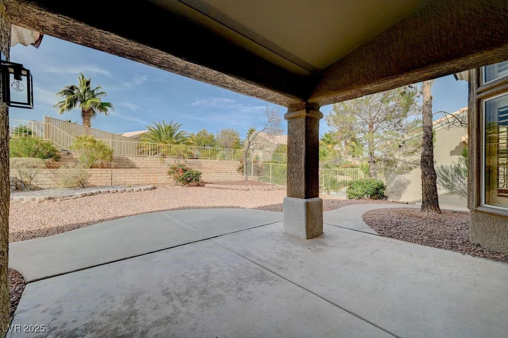 2605 High Range, Las Vegas, NV 89134