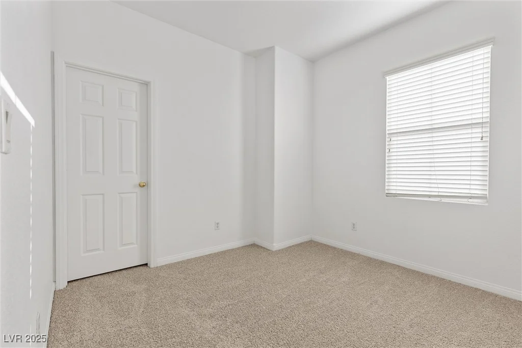 5400 Flowing Spring, Las Vegas, NV 89122