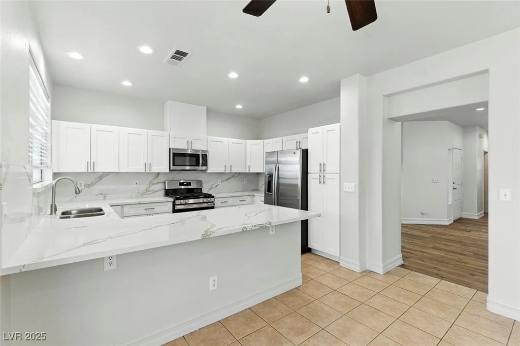 2512 Silver Shadow, Las Vegas, NV 89108
