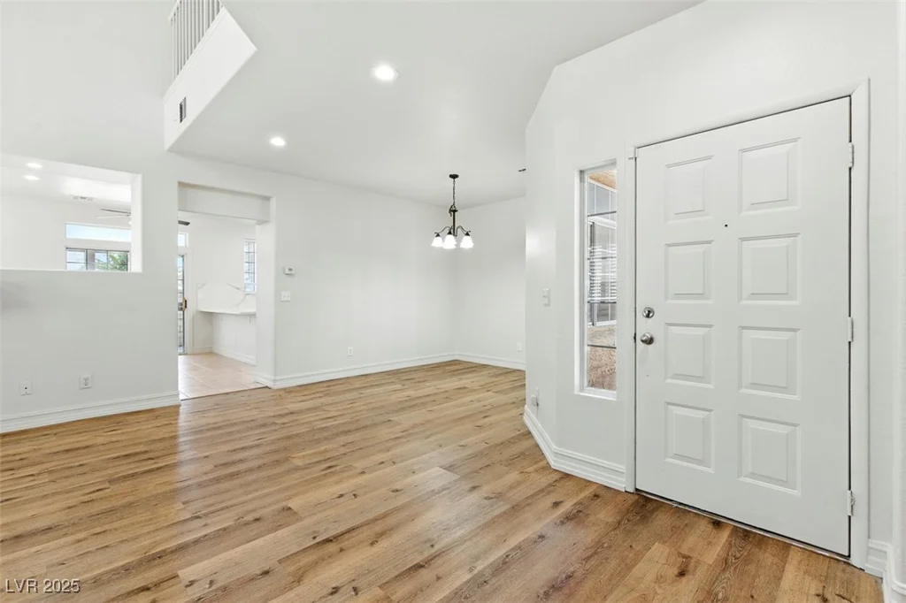 2512 Silver Shadow, Las Vegas, NV 89108
