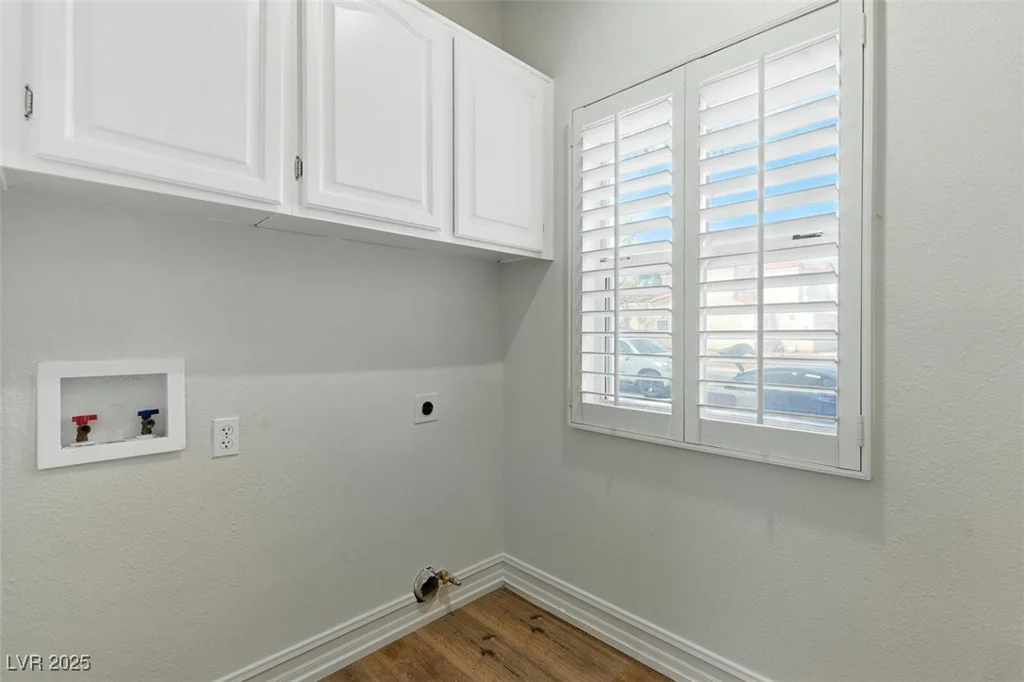 2512 Silver Shadow, Las Vegas, NV 89108