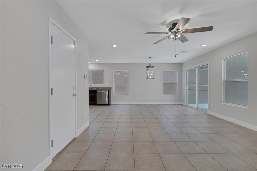 589 Brinkburn Point, Las Vegas, NV 89178