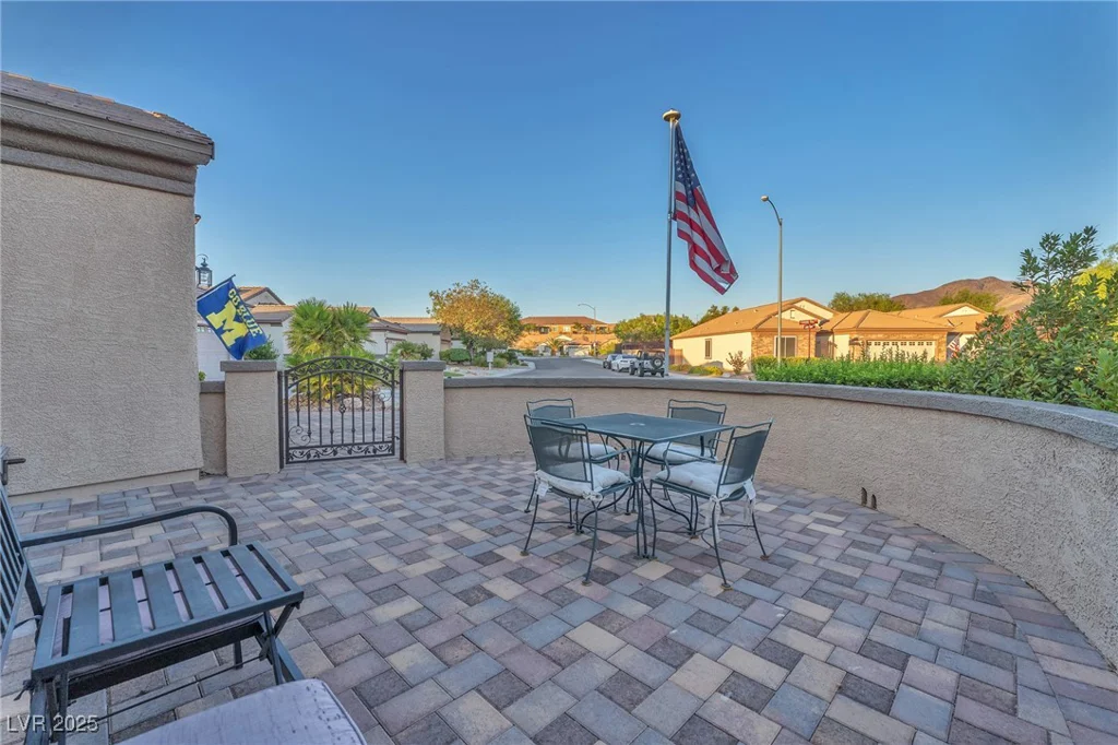 2740 Solar Flare, Henderson, NV 89044