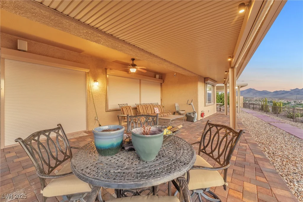 2740 Solar Flare, Henderson, NV 89044