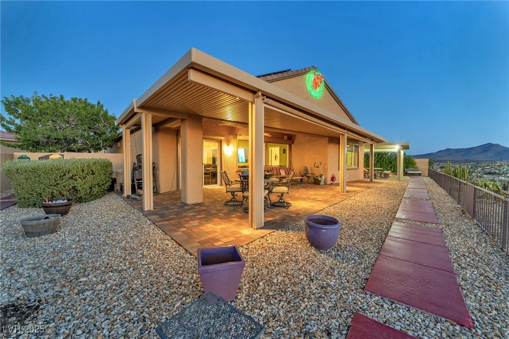2740 Solar Flare, Henderson, NV 89044