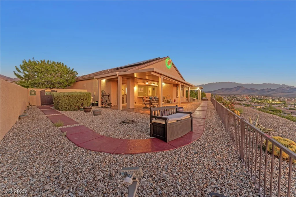 2740 Solar Flare, Henderson, NV 89044
