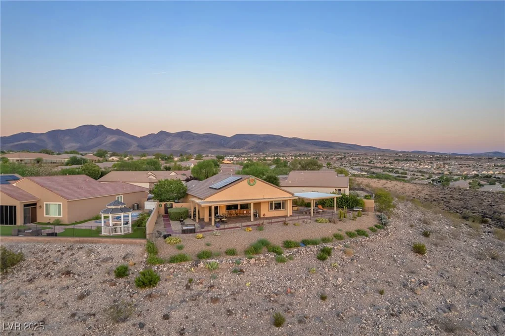 2740 Solar Flare, Henderson, NV 89044