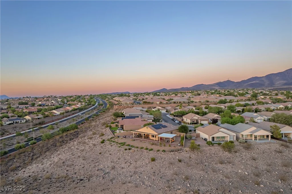 2740 Solar Flare, Henderson, NV 89044