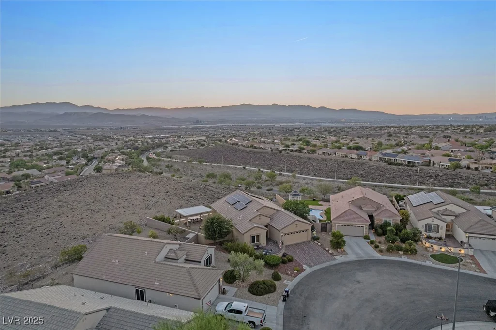 2740 Solar Flare, Henderson, NV 89044