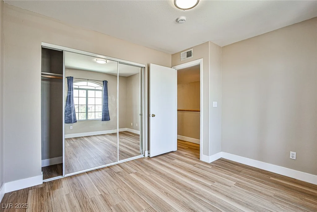 8200 Crystal Star, Las Vegas, NV 89145