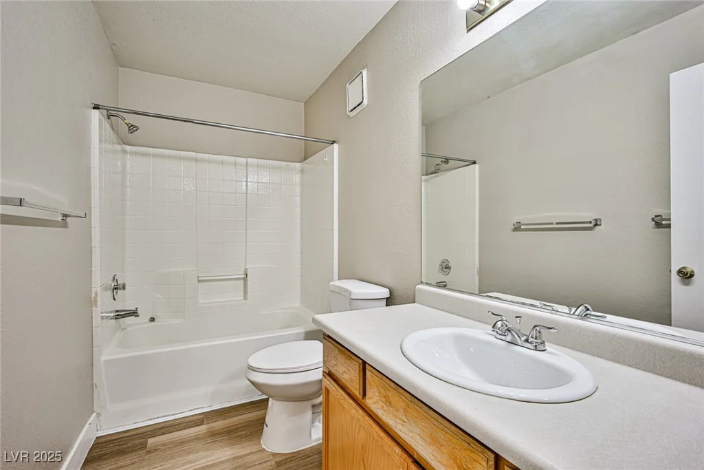 8200 Crystal Star, Las Vegas, NV 89145