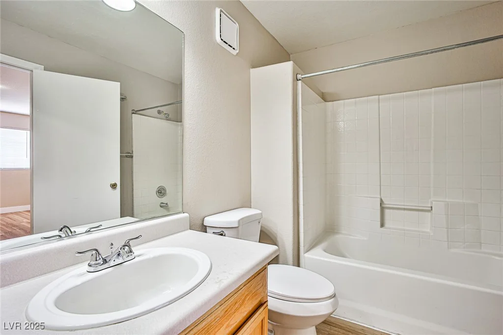 8200 Crystal Star, Las Vegas, NV 89145