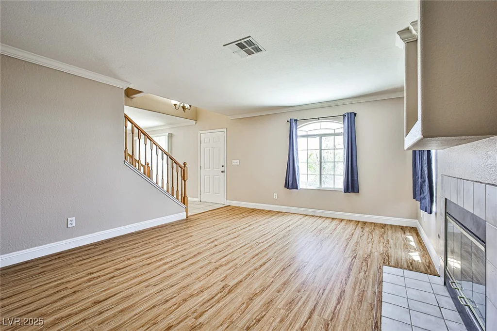 8200 Crystal Star, Las Vegas, NV 89145