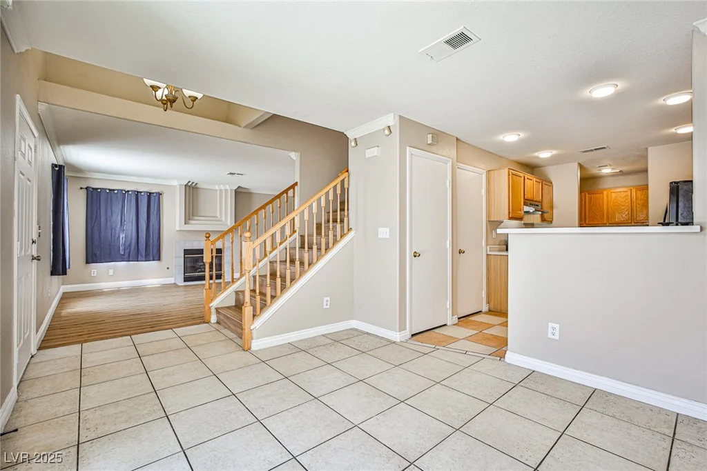 8200 Crystal Star, Las Vegas, NV 89145