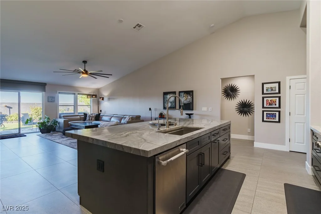 10616 Tyne, Las Vegas, NV 89144