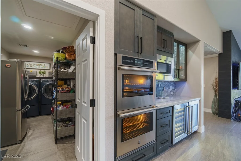 10616 Tyne, Las Vegas, NV 89144