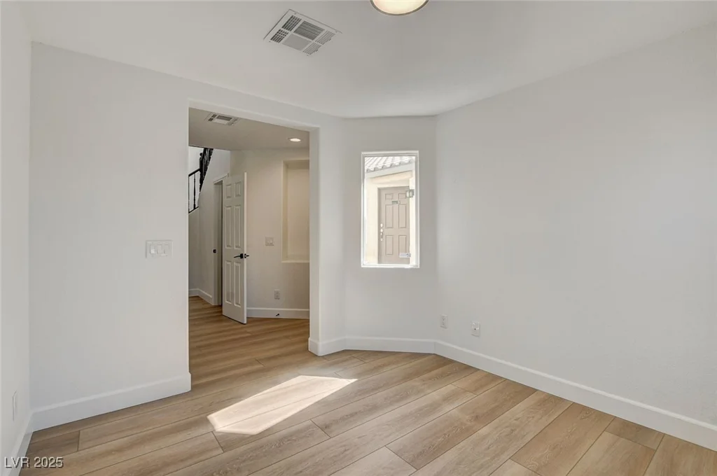 8729 Pitch Fork, Las Vegas, NV 89143