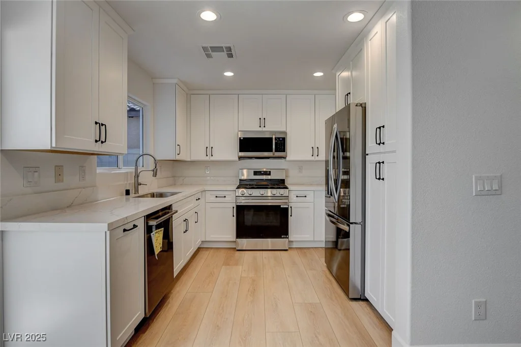 8729 Pitch Fork, Las Vegas, NV 89143