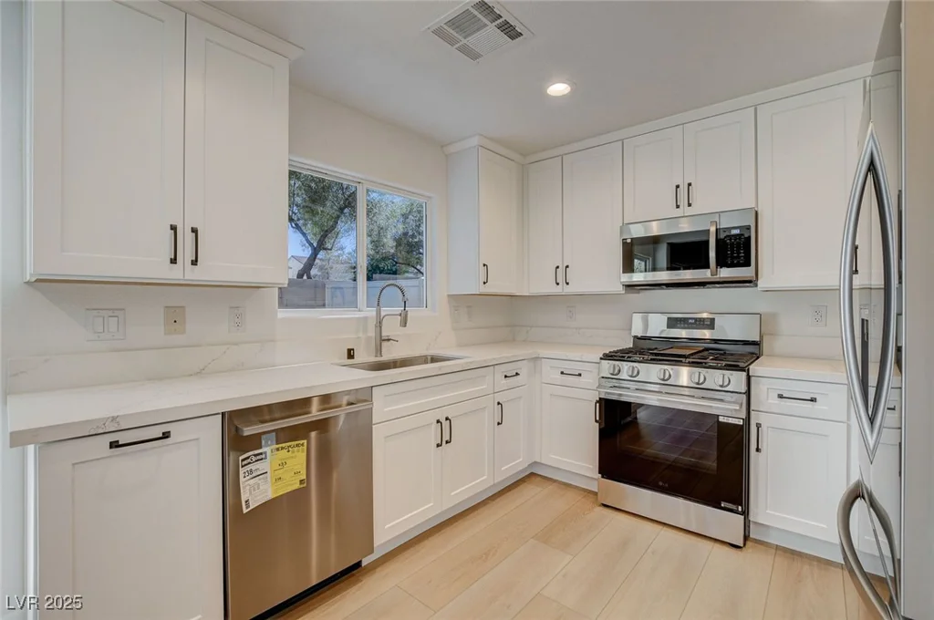8729 Pitch Fork, Las Vegas, NV 89143