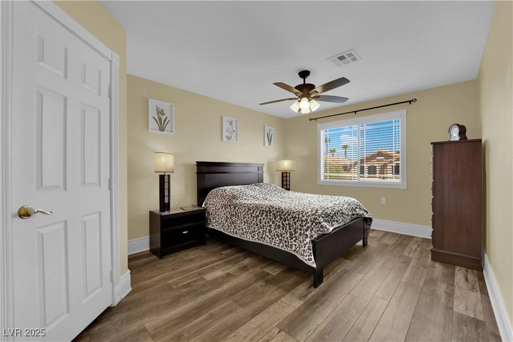 8205 Woodland Prairie, Las Vegas, NV 89129