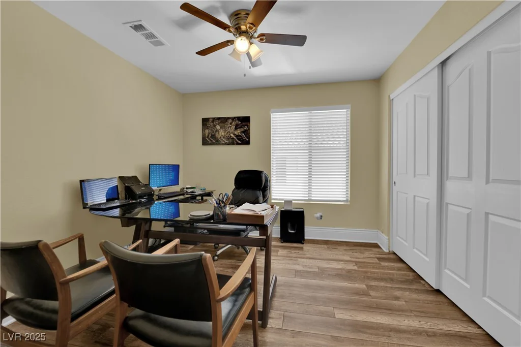 8205 Woodland Prairie, Las Vegas, NV 89129