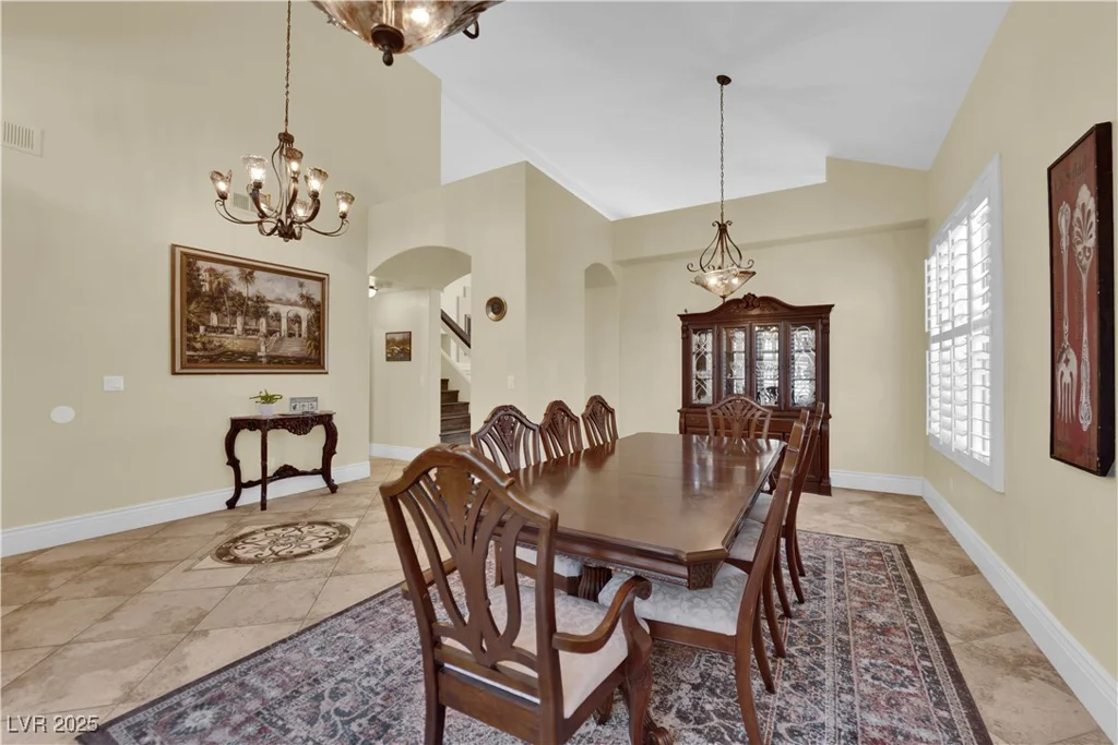 8205 Woodland Prairie, Las Vegas, NV 89129