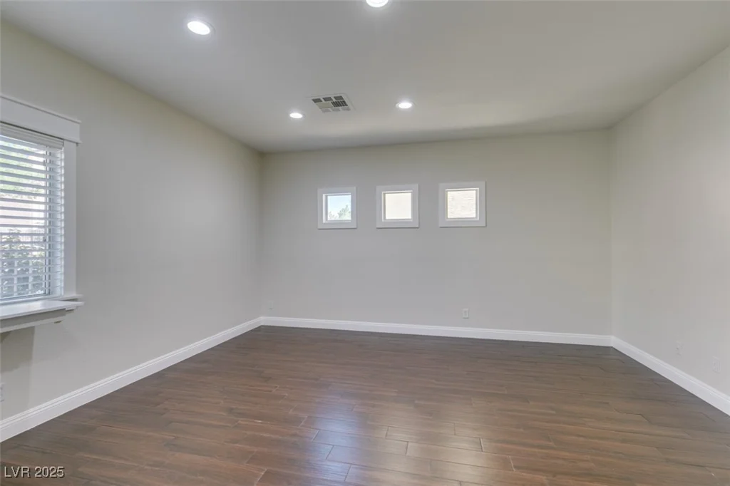 6343 Pebblecreek Lodge, Las Vegas, NV 89148