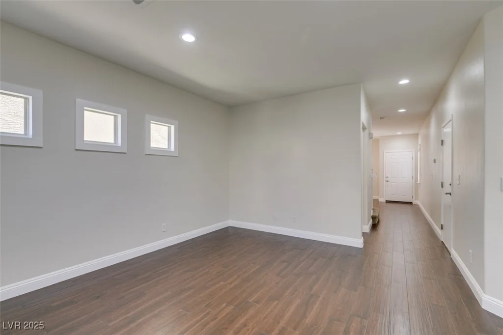 6343 Pebblecreek Lodge, Las Vegas, NV 89148