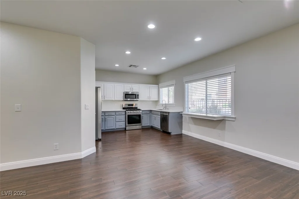 6343 Pebblecreek Lodge, Las Vegas, NV 89148